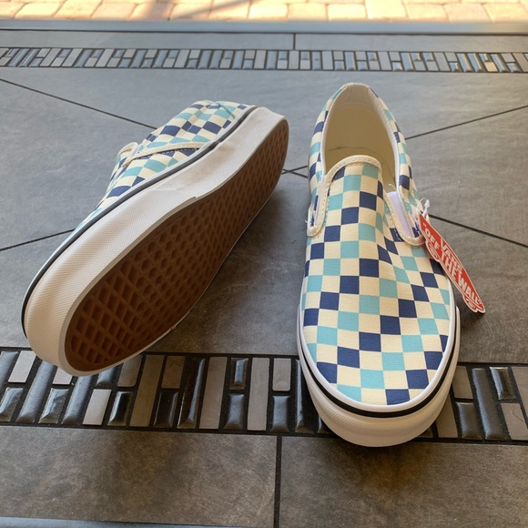 Vans checkerboard slip on •BRAND NEW • NEVER WORN - Picture 5 of 13